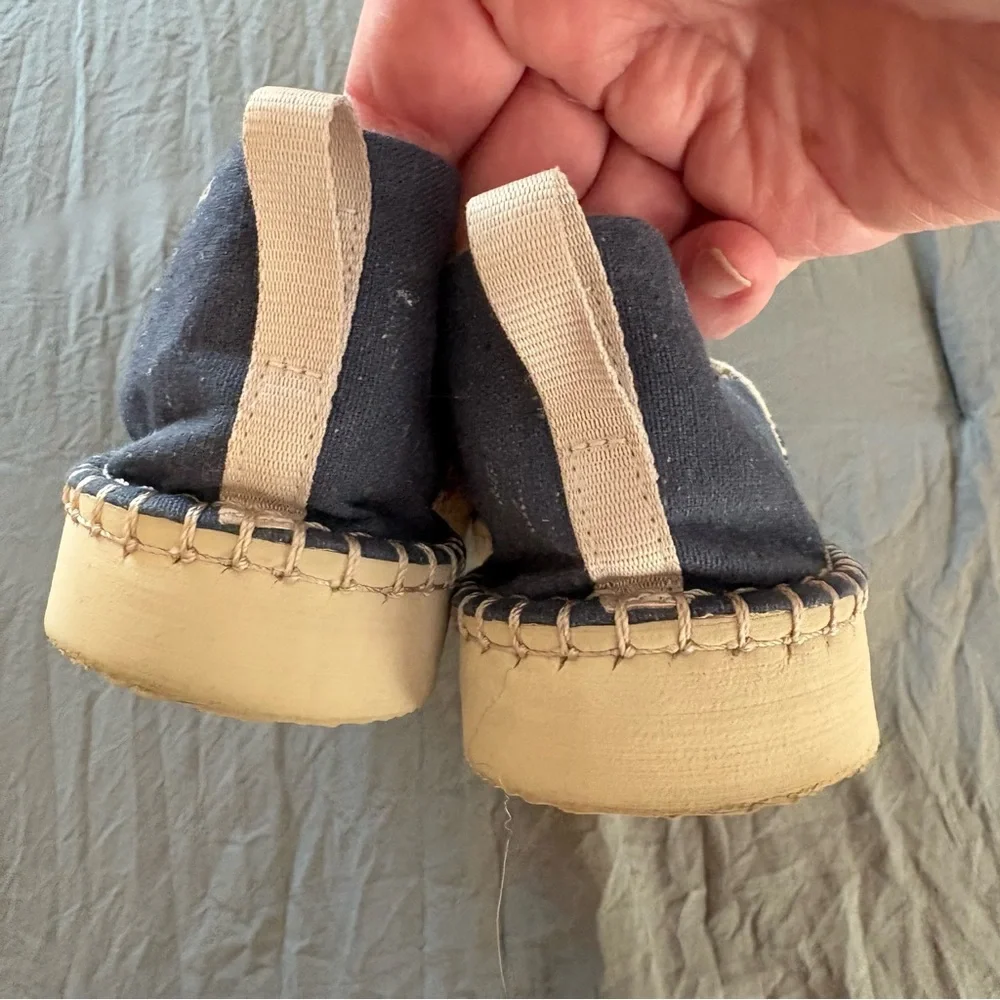 Havaianas Classic Flatform Espadrilles. Size 9.